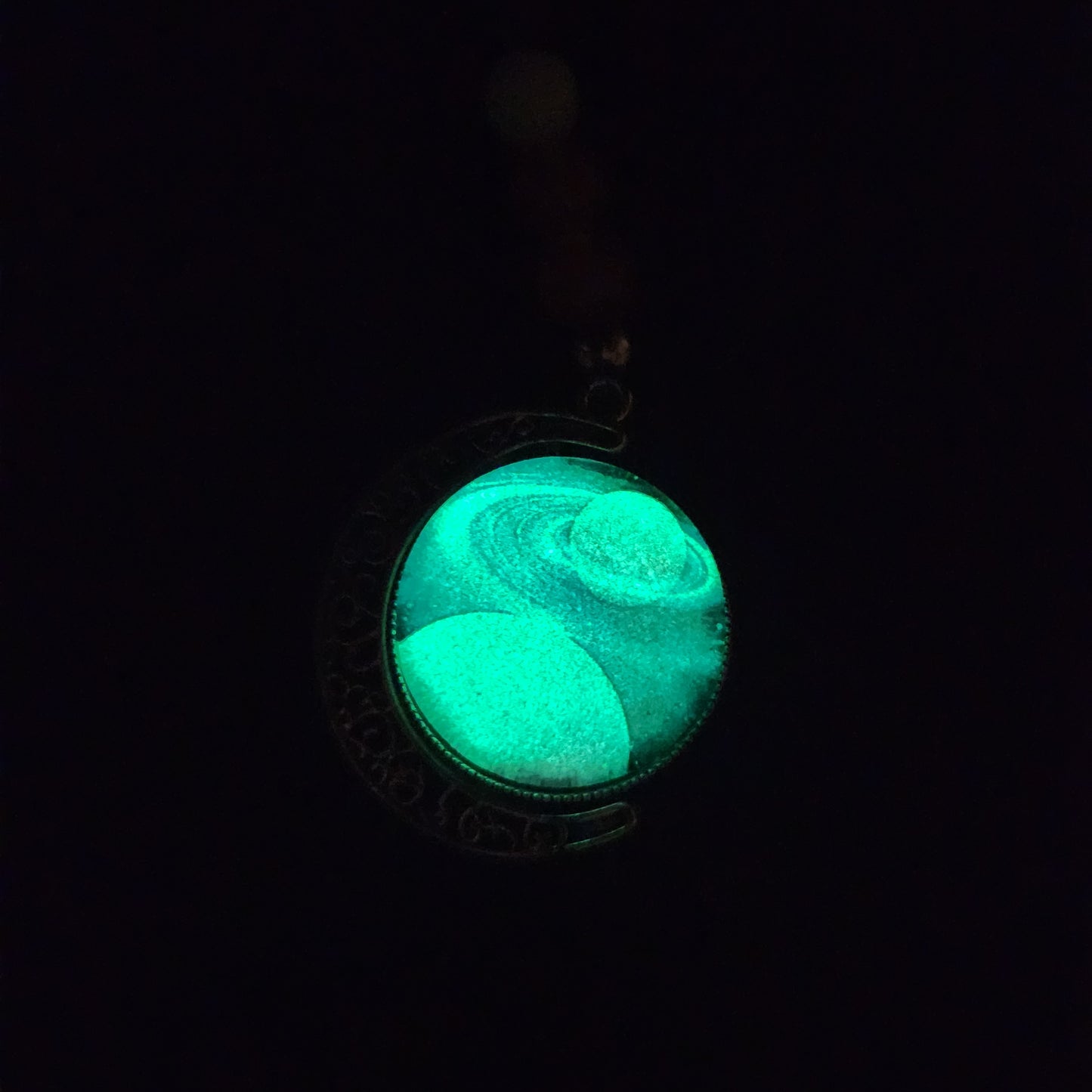 Jade and crystal key-chain *glows in the dark*