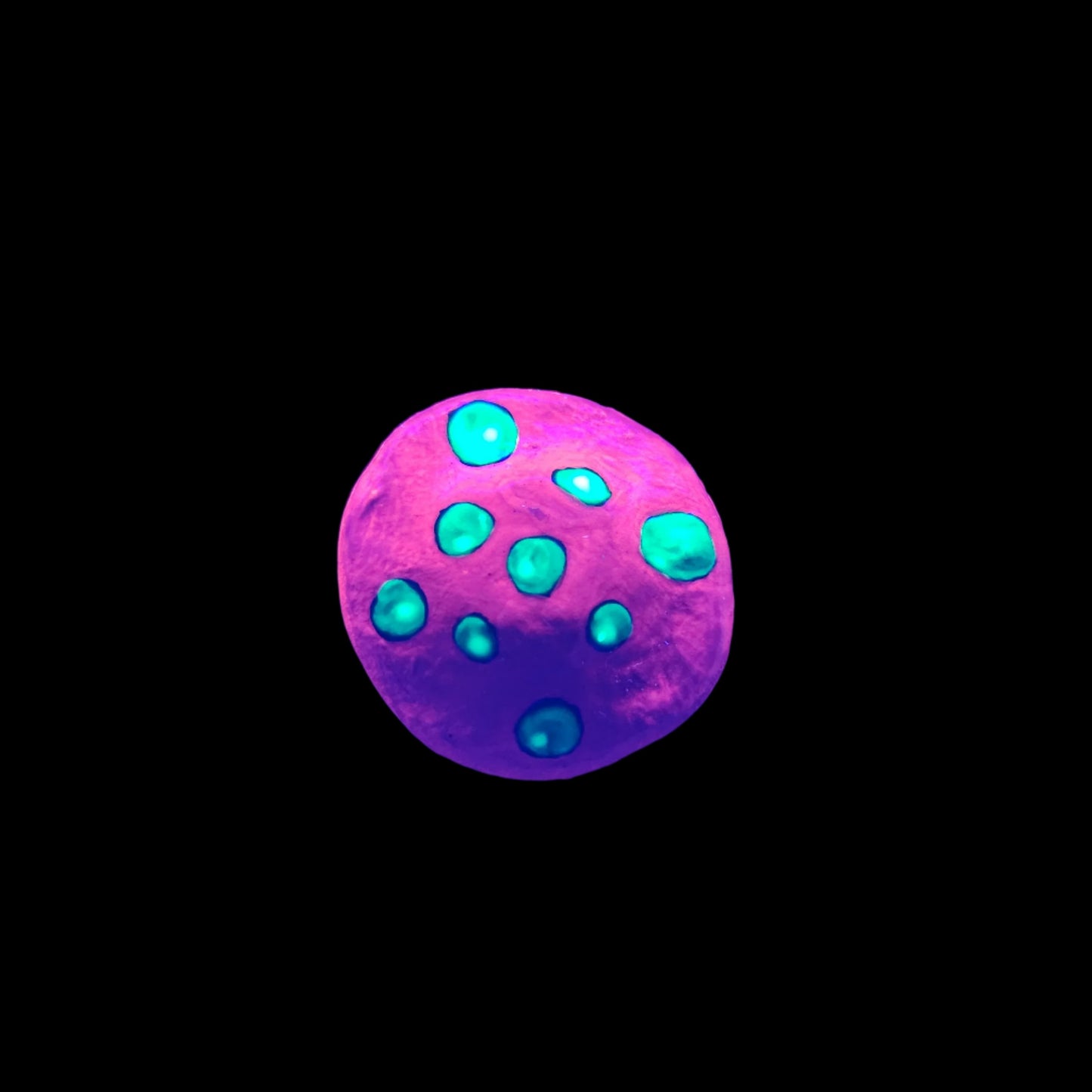 Pinkerton clay mushroom *Blacklight/UV activated*