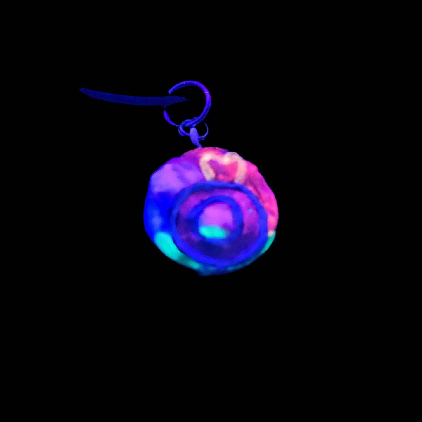 Heart ring Pendant/Charm *Blacklight/UV Light activated*