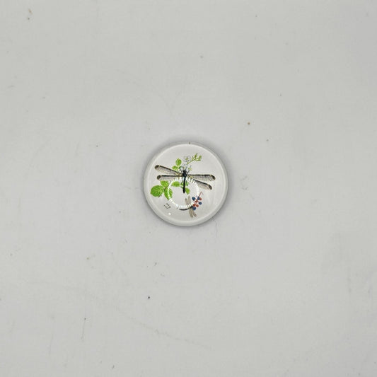 Dragonfly magnet