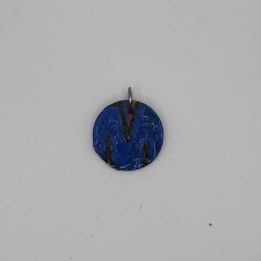 M pendant initial *Glows in blacklight/UV & Glow-in-the-dark*