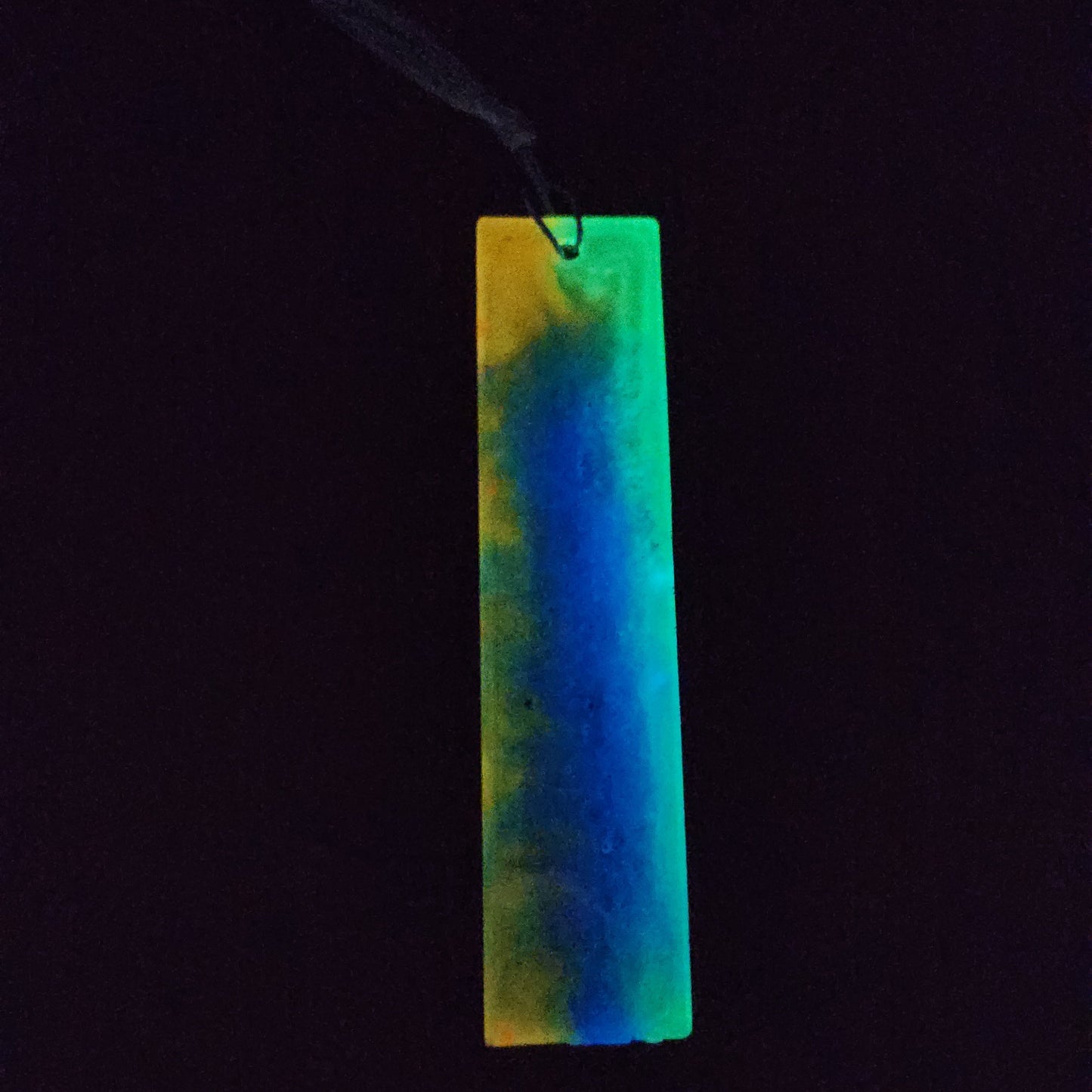 Bookmark *Glows in blacklight/UV and glows in dark*