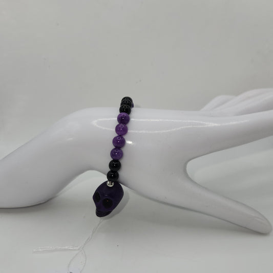 Purple skull bracelet (Medium sized)