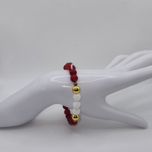 Red, white and gold bracelet v2 (Medium sized)